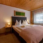 Kleine Bio Tiefenbach Hotel