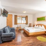 Kleine Bio Tiefenbach Hotel