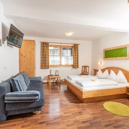 Kleine Bio Tiefenbach Hotel