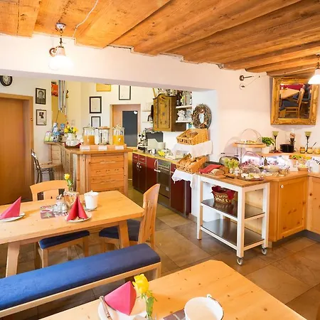 Hotel Kleine Bio Tiefenbach *