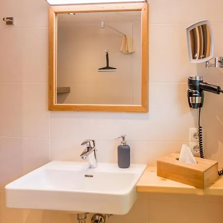 Hotel Kleine Bio Tiefenbach