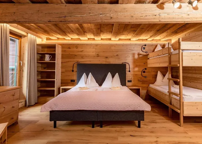 Hotel Kleine Bio Tiefenbach *