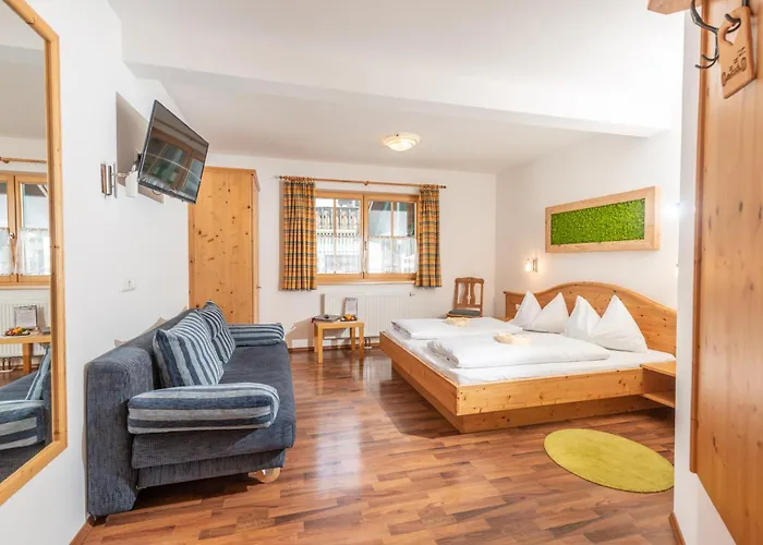 Kleine Bio Tiefenbach Hotel